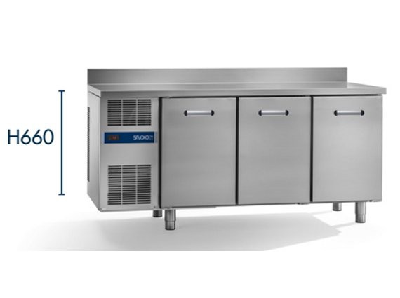 Tavolo refrigerato Daiquiri Basic Line 3 porte con alzatina 0/+ 8°